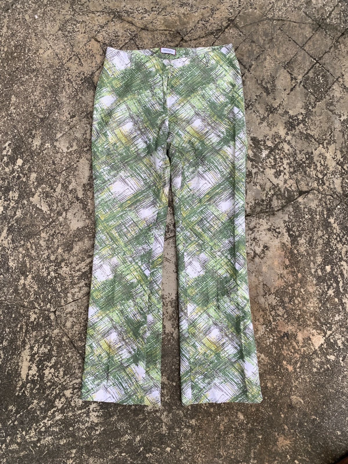 MAX&Co. Max&Co Italy Active Green Scratch Art Bootcut Stretchy Pants Size 28" / US 6 / IT 42 - 3 Thumbnail