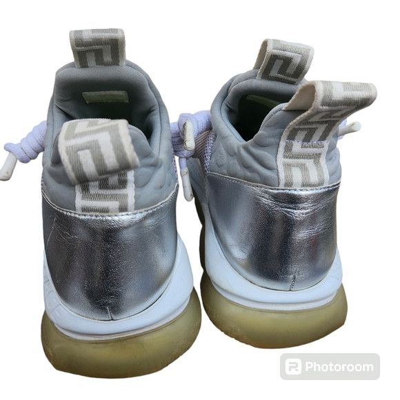 Versace Versace Silver Spackle Chain Reaction sneakers size 37.5 Size US 7.5 / IT 37.5 - 4 Thumbnail
