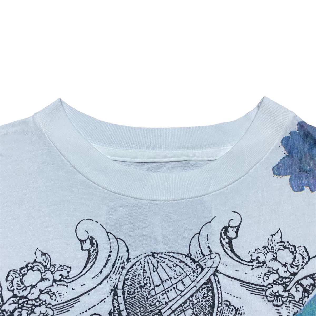 Vintage Rare‼️🔥Vintage Ferre Jeans Over Print Flower T-Shirt Size US M / EU 48-50 / 2 - 4 Thumbnail