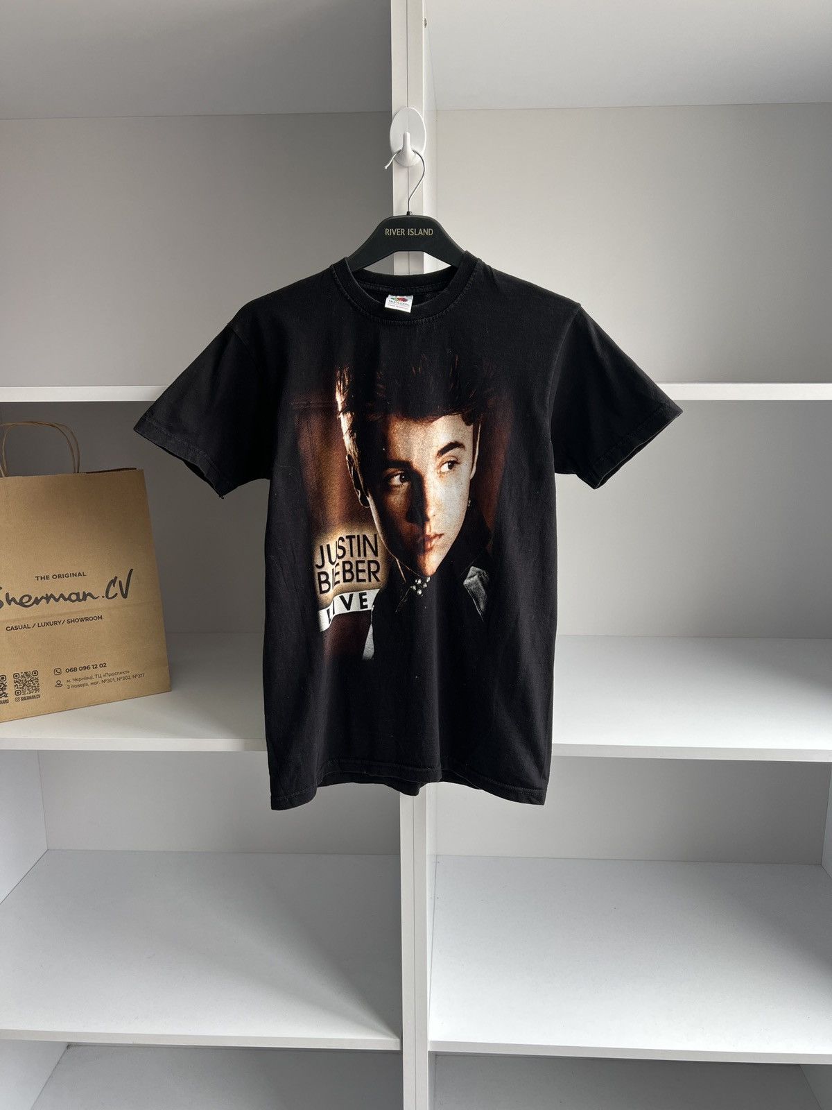 Band Tees × Vintage Vintage Justin Bieber Overprinted Tee Size US S / EU 44-46 / 1 - 1 Thumbnail