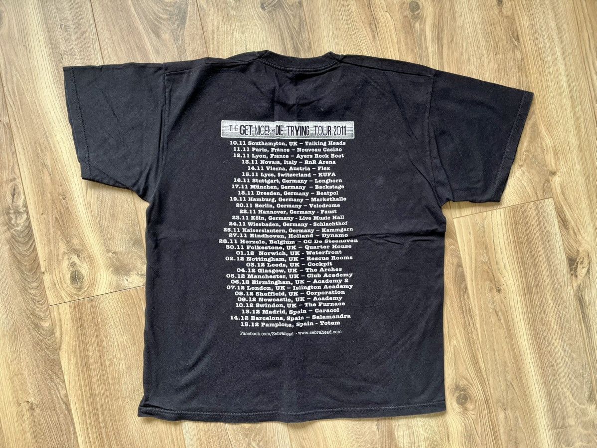 Fruit Of The Loom Zebrahead Get Nice Or Die Trying Tour 2011 Band Tee Size US XL / EU 56 / 4 - 2 Thumbnail