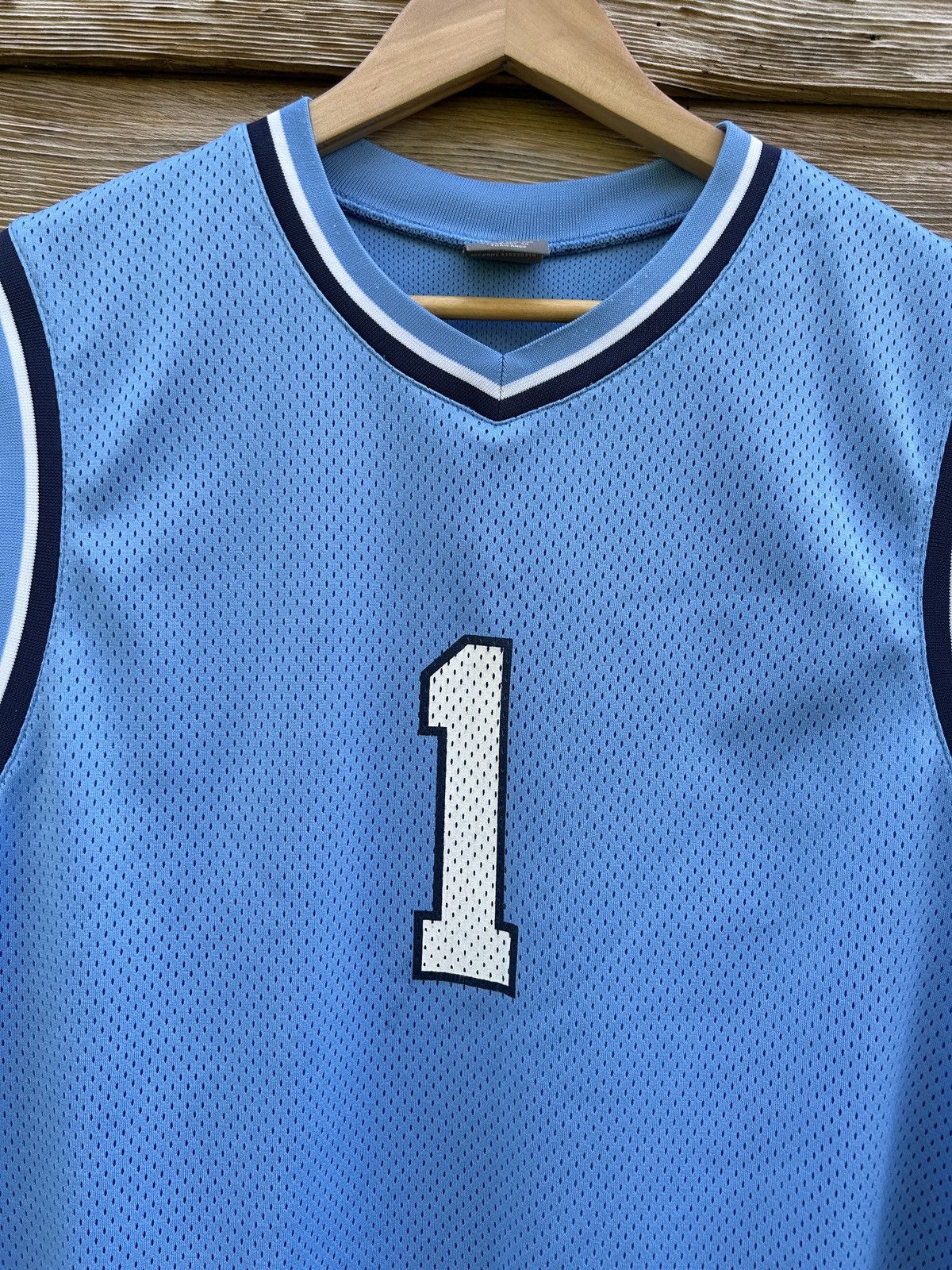 NBA Limited Edition #2302 of 3000 Nike Baller UNC Jersey Size US L / EU 52-54 / 3 - 2 Thumbnail