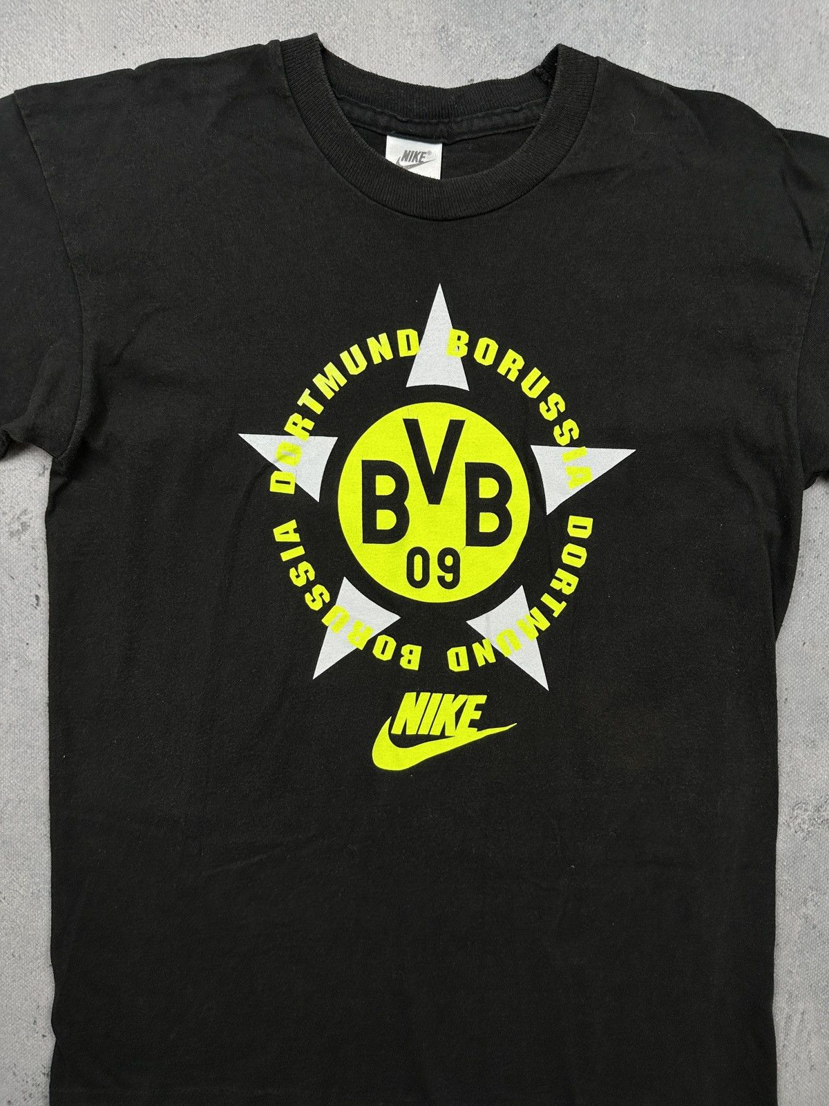 Nike Vintage Nike Borussia Dortmund BVB Football Made in Ireland Size US S / EU 44-46 / 1 - 4 Thumbnail