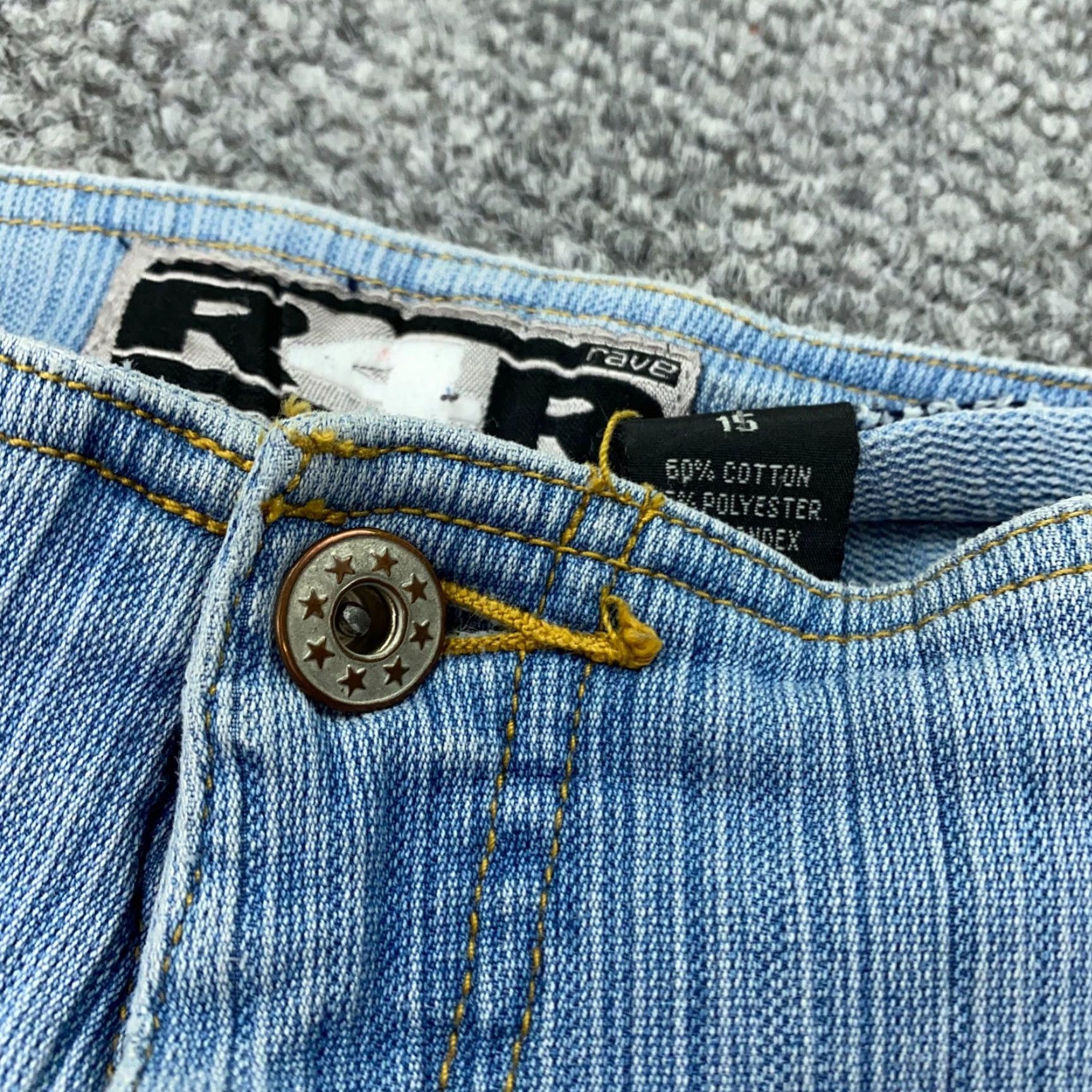 Vintage VTG R4R Rave 4 Real Capri Jeans Womens 15 Blue Stretch Mid-Rise Faded Studded Jeans Size 34" / US 12 / IT 48 - 5 Thumbnail