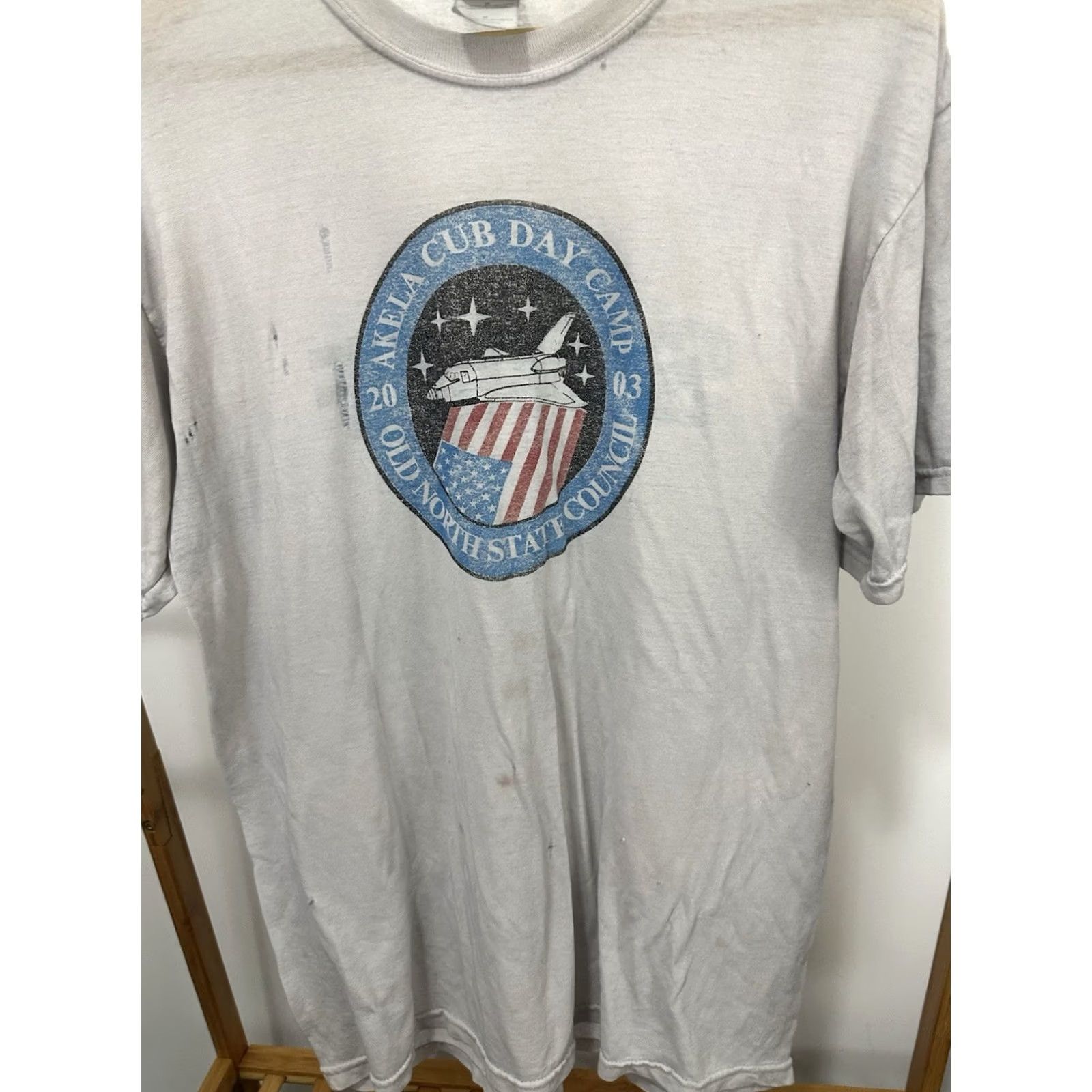 Gildan VTG Nasa Space Day Camp Staff Paper Thin Burnout Worn T-Shirt Size M Gray Nike Mens T-Shirt Size US M / EU 48-50 / 2 - 3 Thumbnail