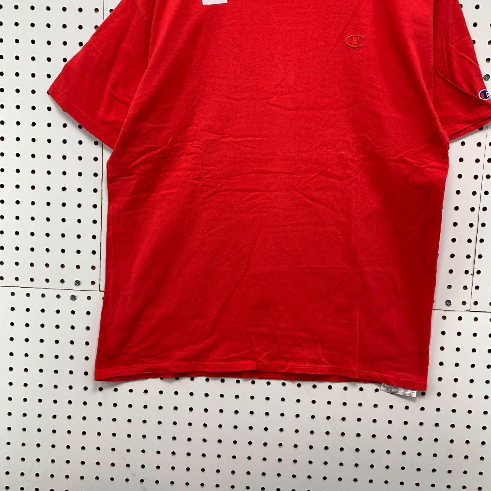 Champion VINTAGE Champion Shirt Red Embroidered Tonal Logo Adult Large Short Sleeve 21x28 Size US L / EU 52-54 / 3 - 6 Thumbnail