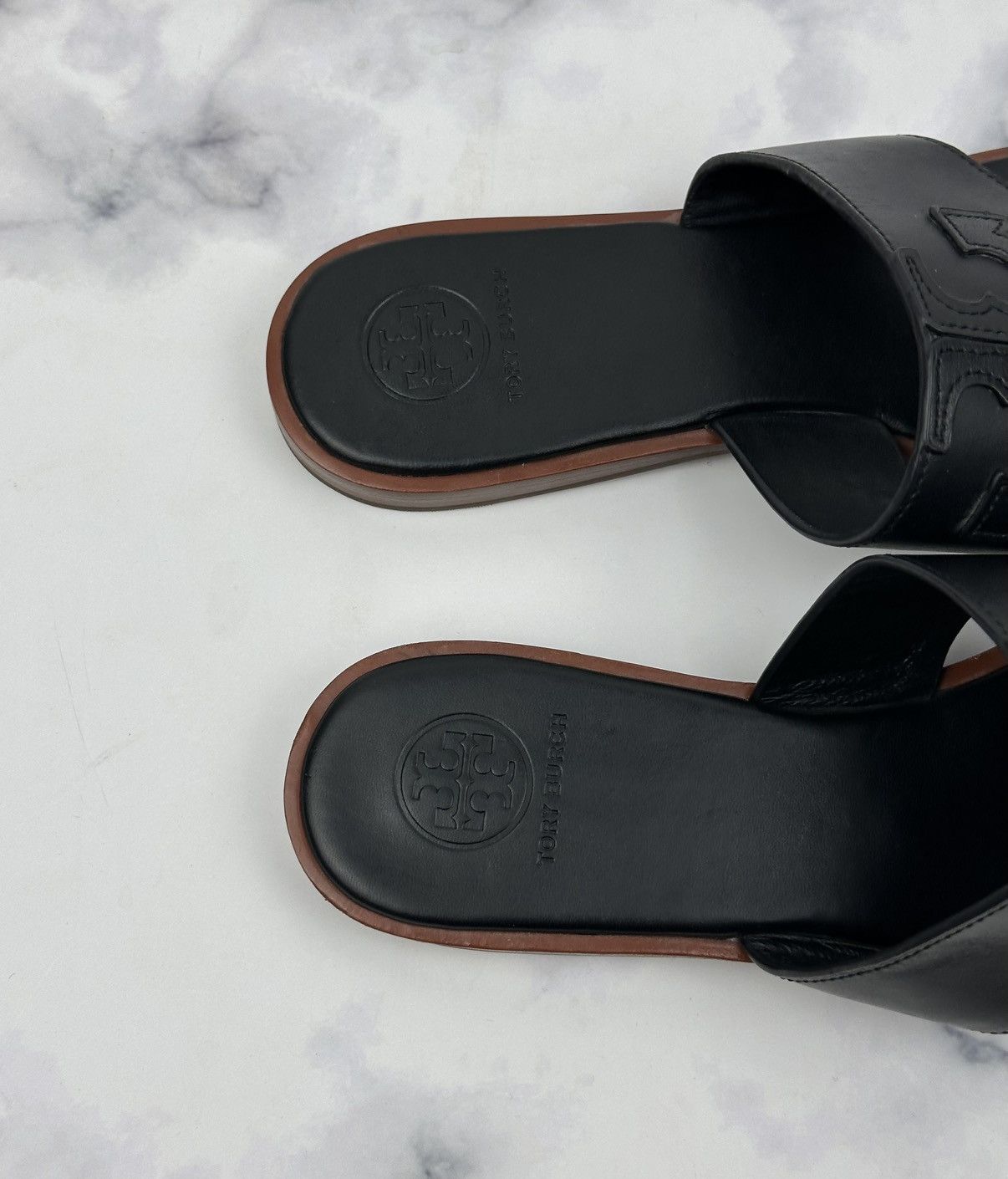 Tory Burch Tory Burch Jamie Black Leather Thong Sandals Logo Flip Flops Size US 7.5 / IT 37.5 - 3 Thumbnail