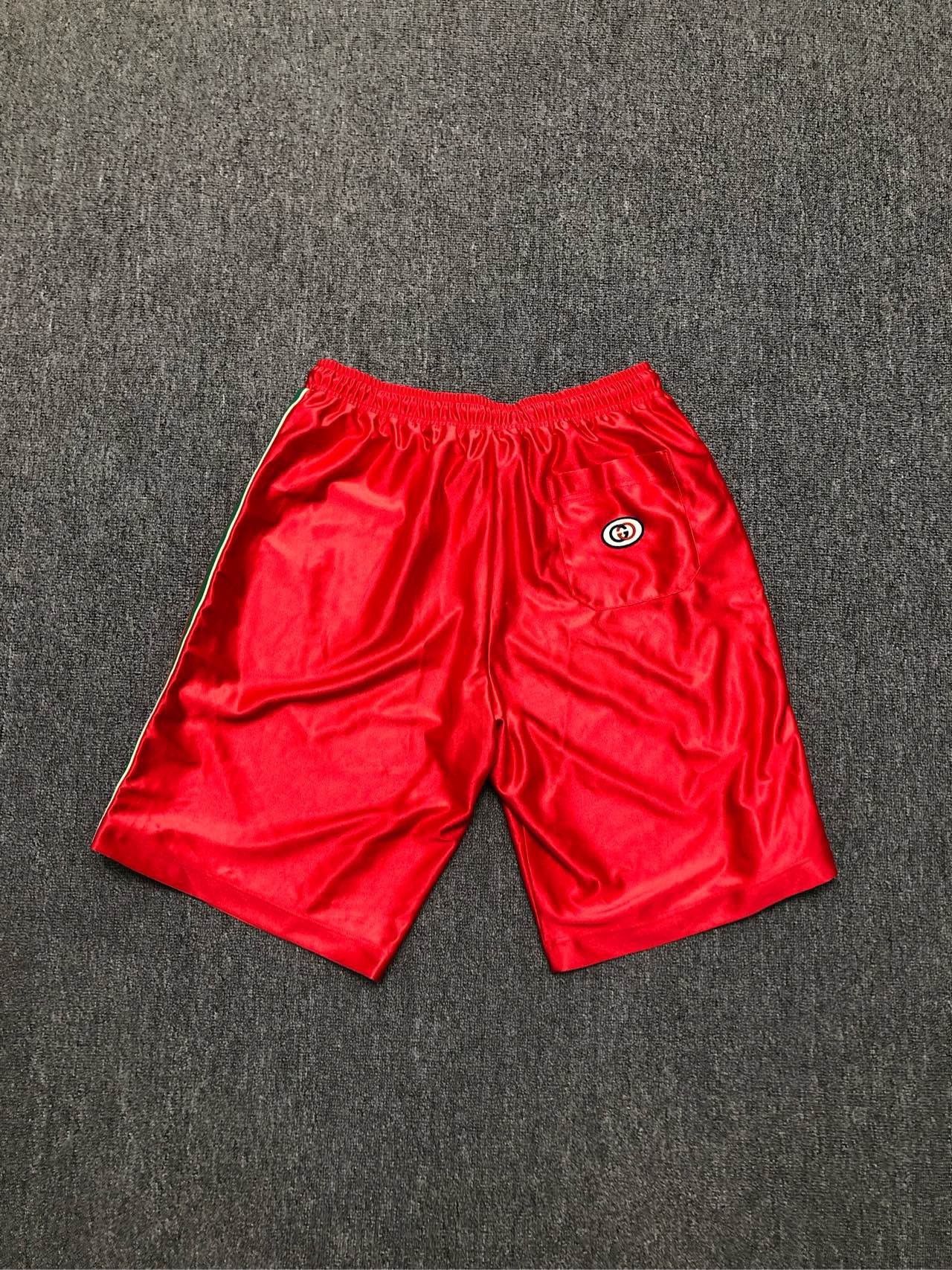 Gucci Gucci Size M Red side striped shorts 2501-Nextarrow Size US 30 / EU 46 - 2 Thumbnail