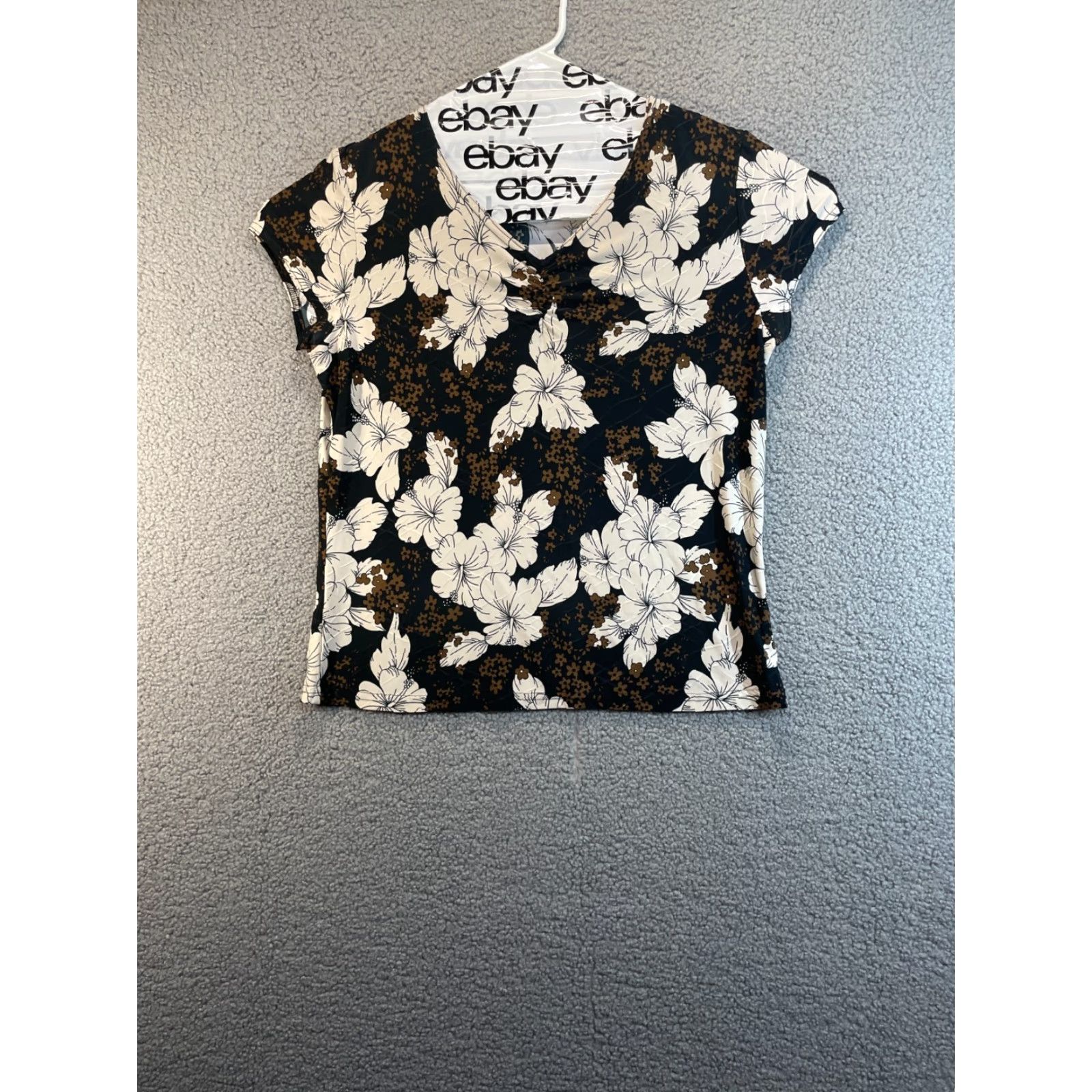Vintage Claudia Richard Top Black Floral Print V Neck XL, Stretch, Casual, Regular, Women’s, Floral Print, 92% Micropoly 8% Spandex, Gathered at Breast Size XL / US 12-14 / IT 48-50 - 5 Thumbnail