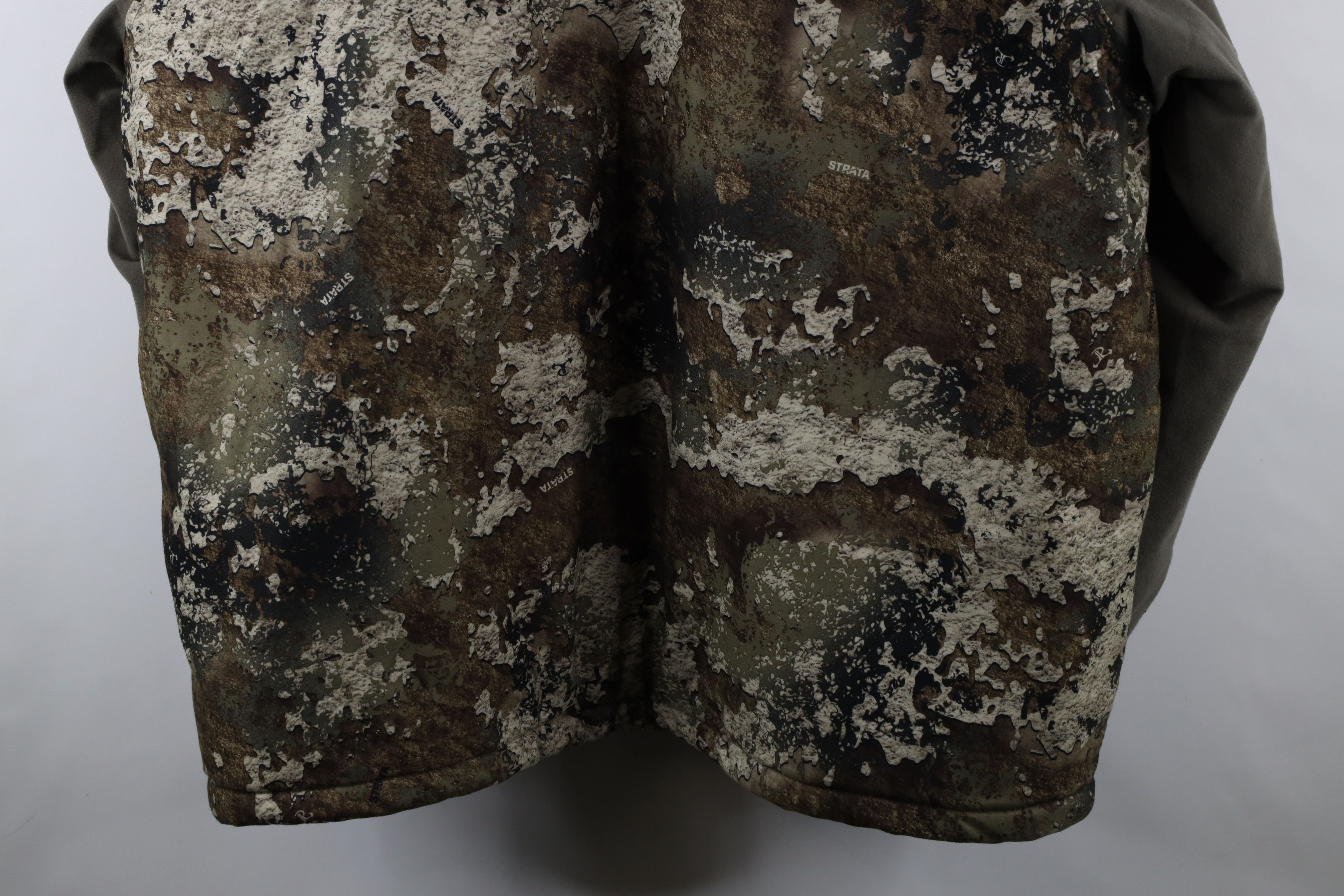 Vintage Vintage Streetwear Quilted Strata Camouflage Full Zip Jacket Size US XXL / EU 58 / 5 - 13 Thumbnail
