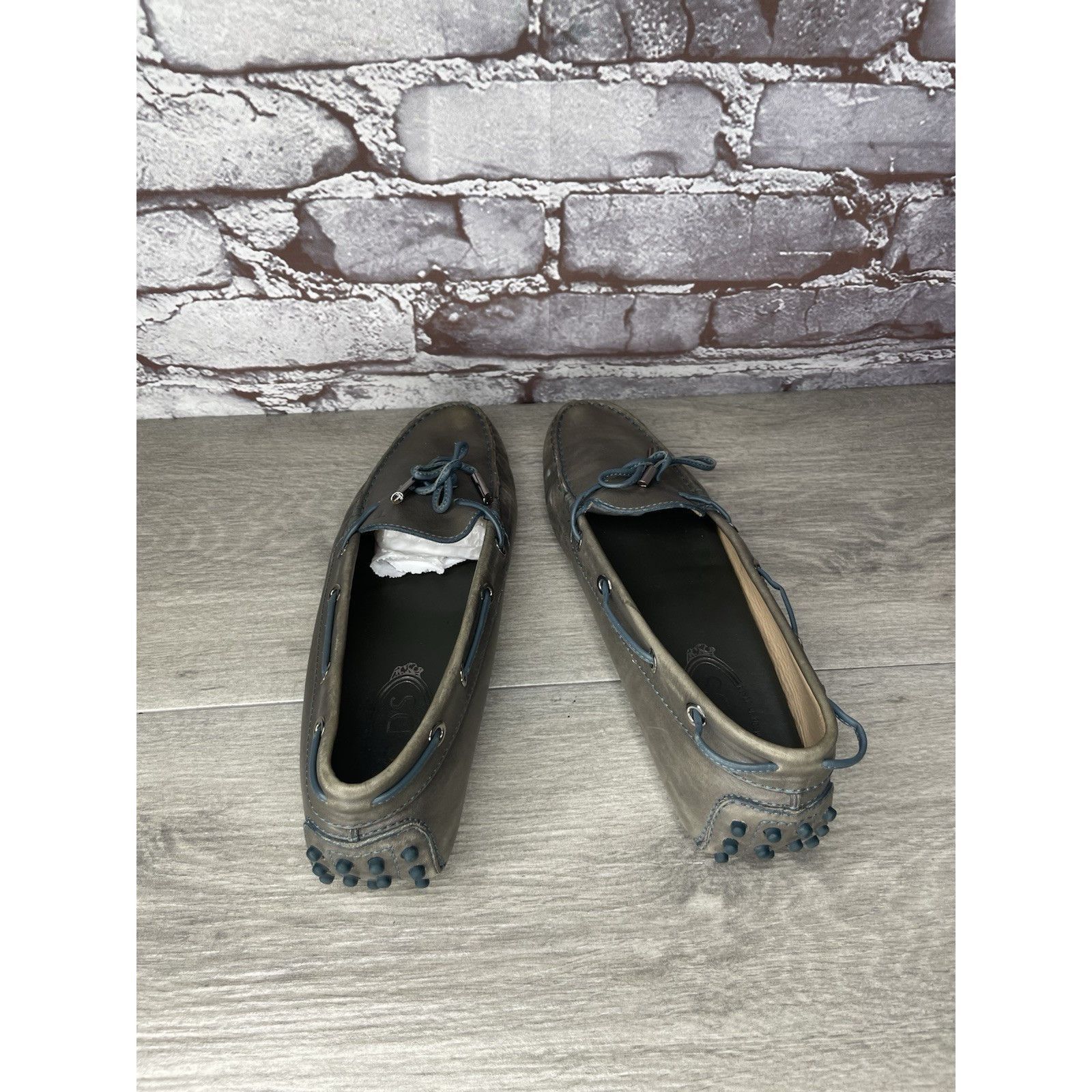 Tod's Tod's Gommino Gray Leather Moccasin Driving Loafers Women’s Size US 8 / IT 38 - 5 Thumbnail