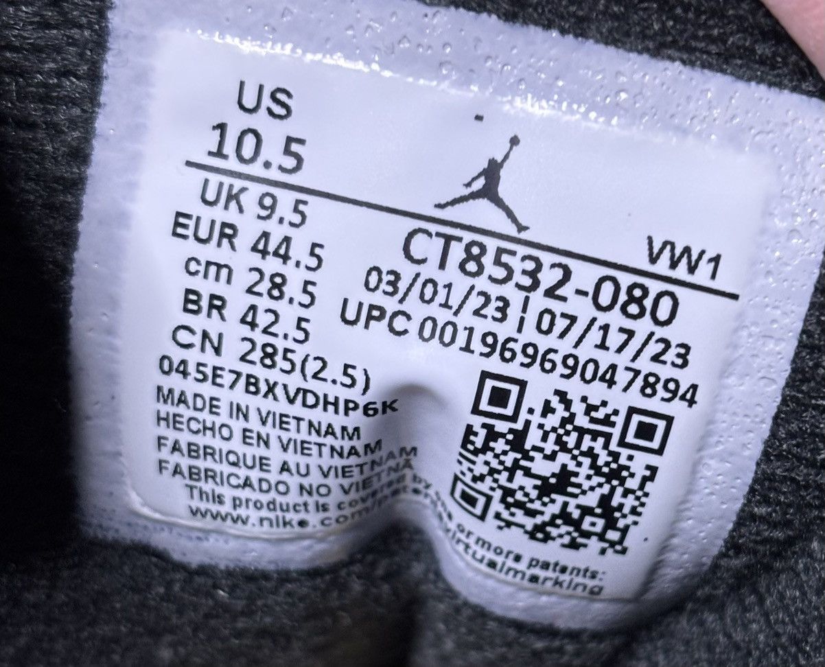 Jordan Brand Jordan 3 Retro Fear 2023 Size 10.5 Size US 10.5 / EU 43-44 - 6 Thumbnail