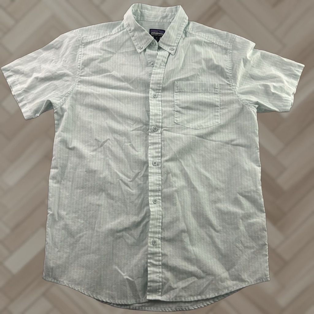 Patagonia Patagonia Shirt Men's Medium Blue Striped Lightweight Bluffside Button Front Short Sleeve Size US M / EU 48-50 / 2 - 1 Thumbnail