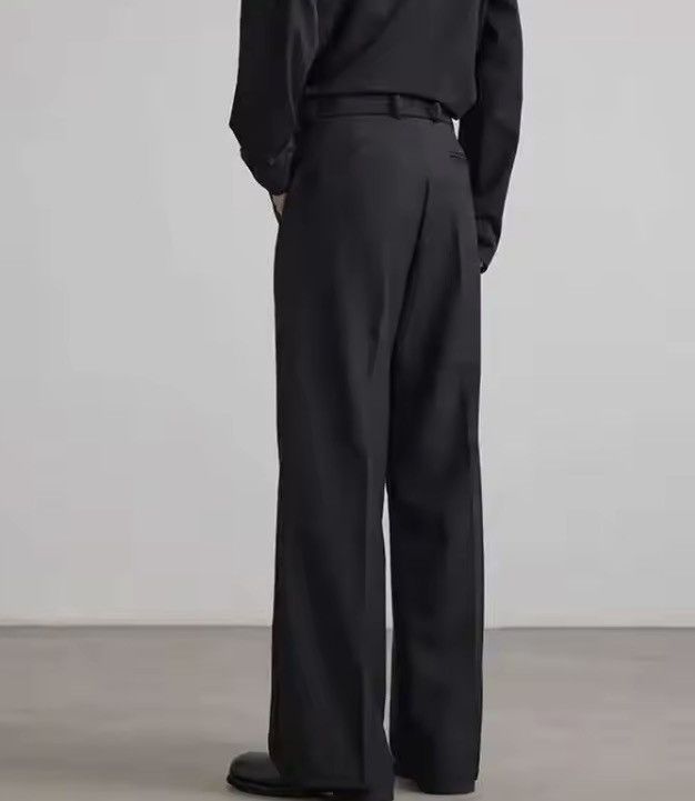 Vintage High Waist Straight Wide Leg Pleated Pants / Trousers Size US 34 / EU 50 - 2 Thumbnail