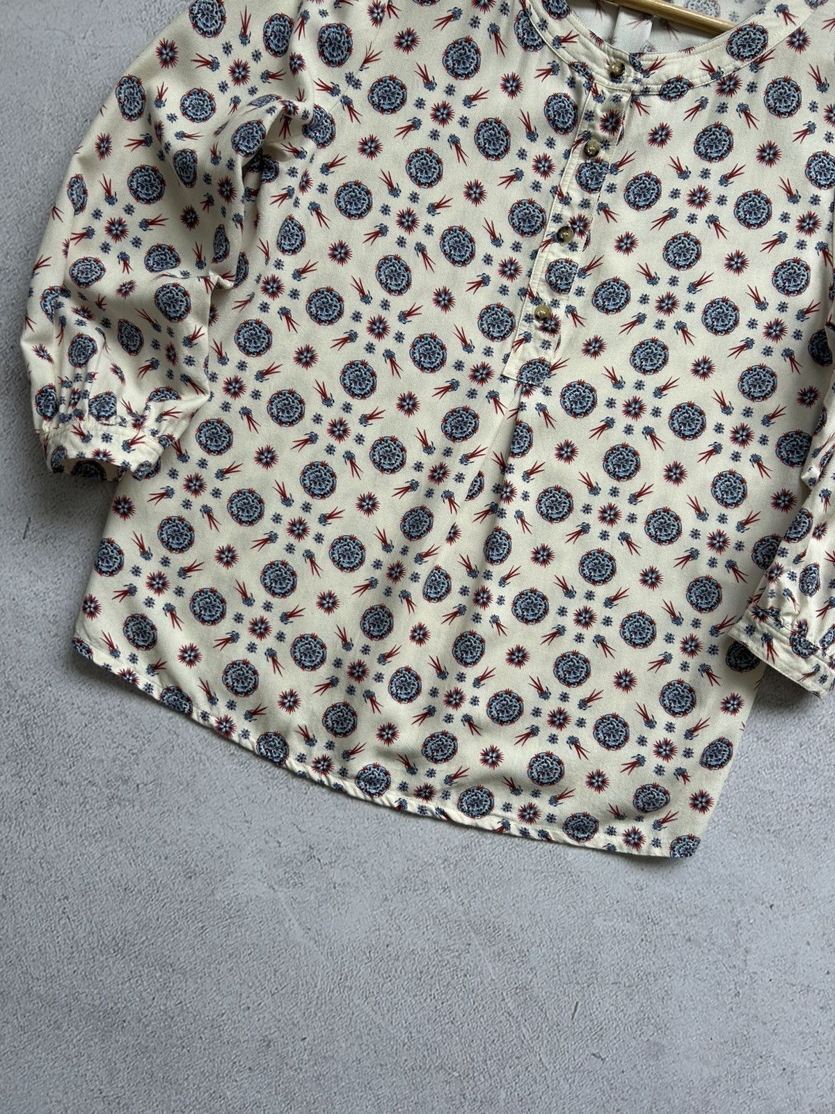 A.P.C. × Designer A.P.C. Premium women's flower drawings blouse size S Size S / US 4 / IT 40 - 4 Thumbnail