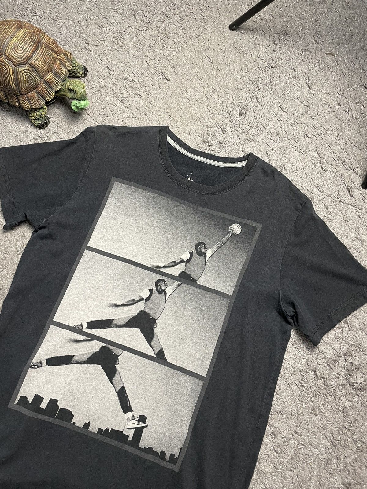 Jordan Brand Michael Jordan All Print T-Shirt Size XL Size US XL / EU 56 / 4 - 2 Thumbnail