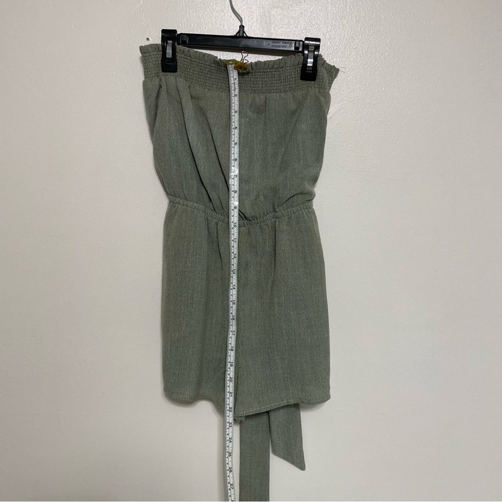 Other Lost + Wander Olive Green Strapless Romper XS Pockets NWOT Size 25" / US 0 / IT 36 - 2 Thumbnail