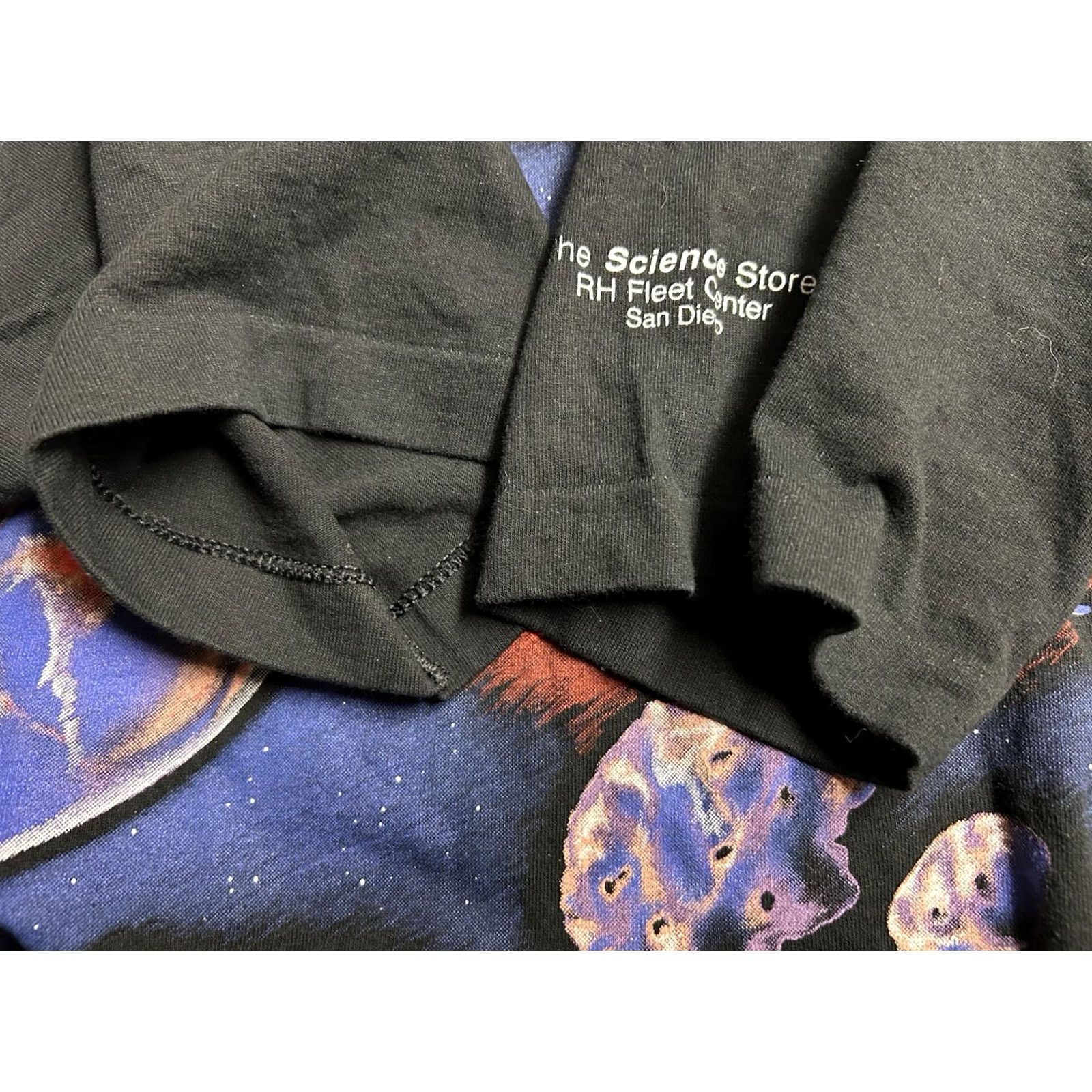Fruit Of The Loom VTG Mars T Shirt Space 1995 Anderson Studios Black M Mens Shirt Vintage Space Theme Shirt United States 1990s Folded In Shelf Size US M / EU 48-50 / 2 - 7 Thumbnail