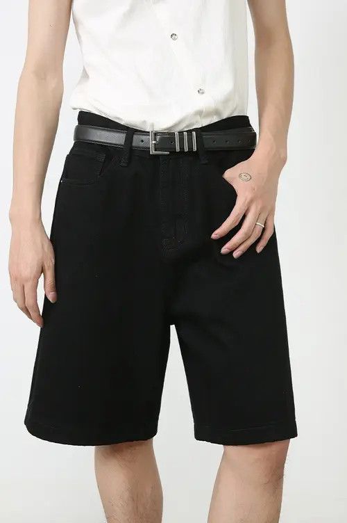 Other Black Casual Vintage Straight Denim Shorts Size US 32 / EU 48 - 2 Thumbnail
