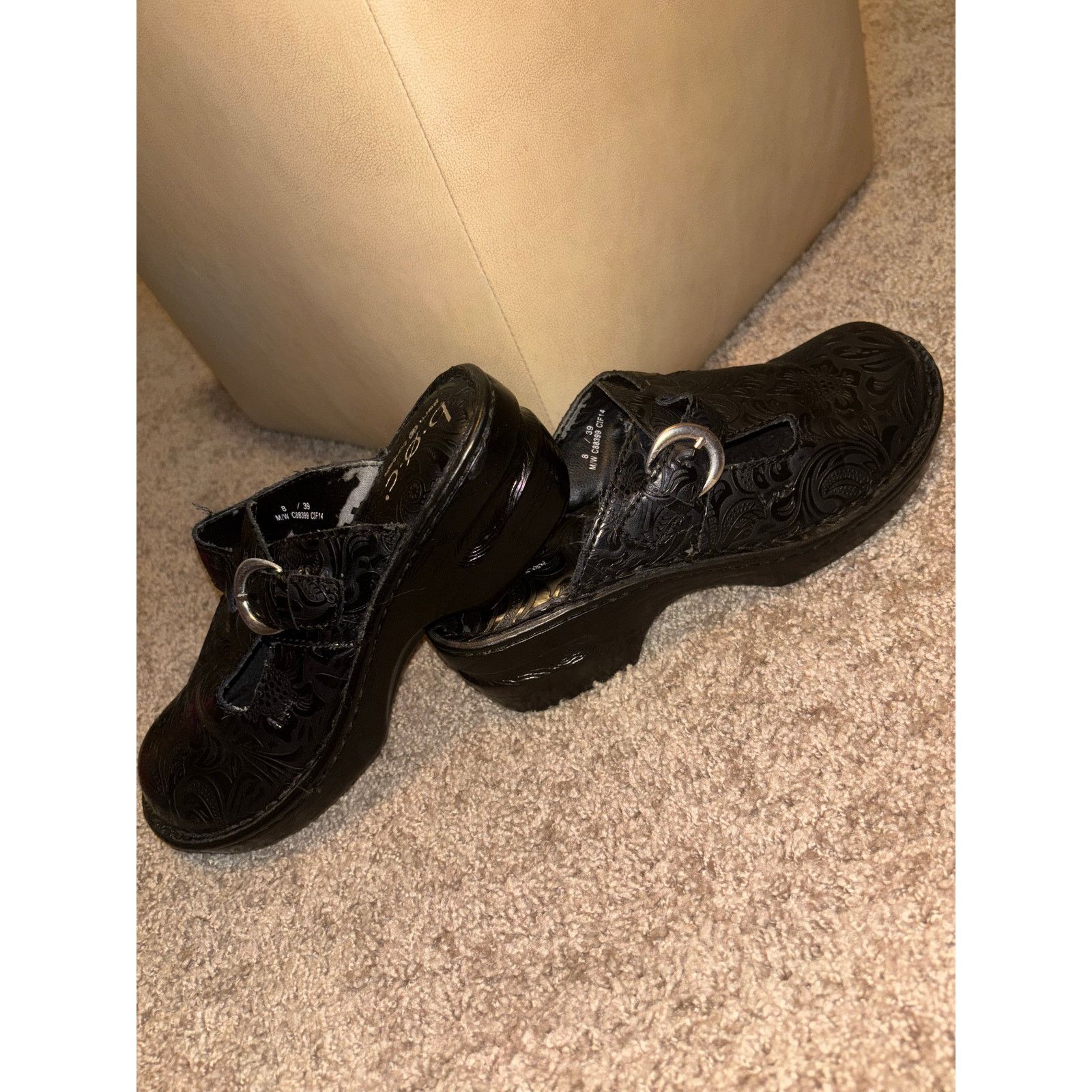 The Unbranded Brand B.O.C Mule Sandals Black Heels/Slip On Size 8 Size US 8 / IT 38 - 5 Thumbnail