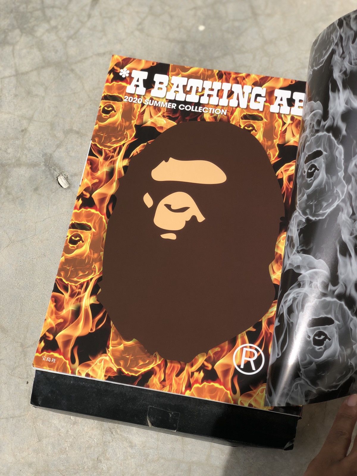 Bape 2020 Summer Collection e-Mook Size ONE SIZE - 7 Thumbnail