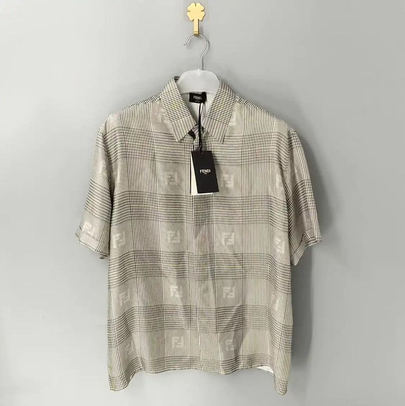 Fendi Fendi Gray Short Sleeve Men's Shirt 0089 Size US L / EU 52-54 / 3 - 1 Thumbnail