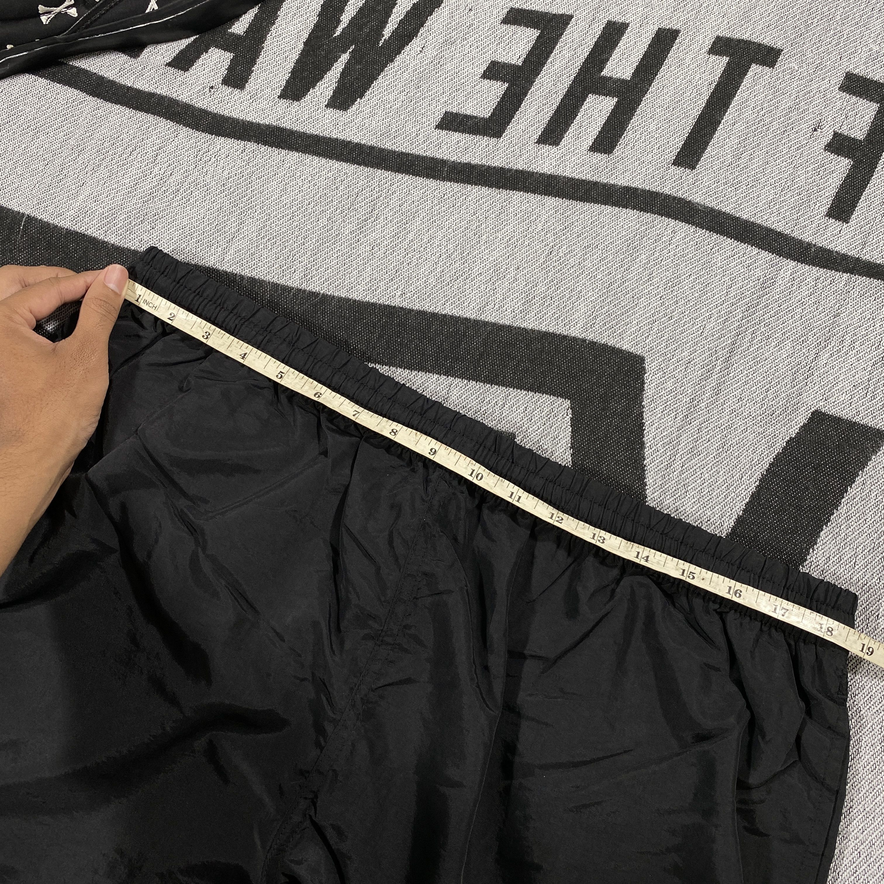 Stussy stussy big logo shorts size 36 Size US 36 / EU 52 - 8 Thumbnail