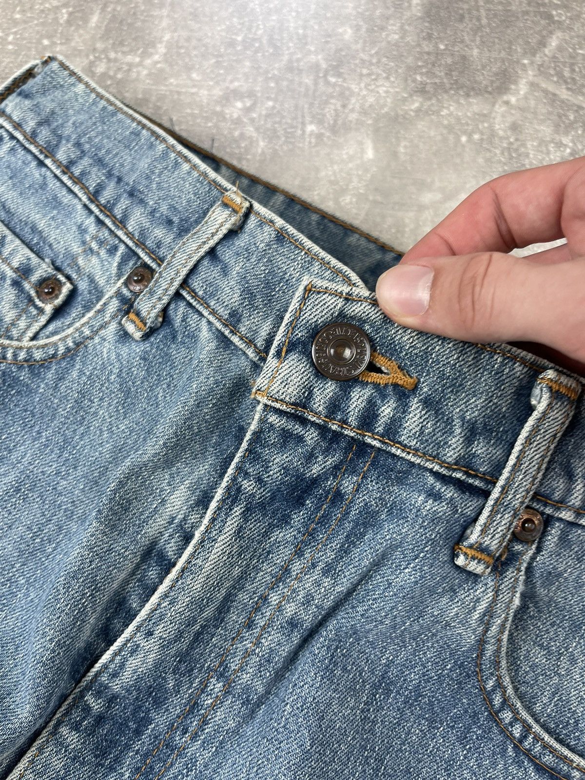 Japanese Brand × Levi's Vintage Clothing × Vintage Levi’s 509 90s Rare Loose Fit Blue Faded Jeans Made in Japan Size US 31 - 9 Thumbnail