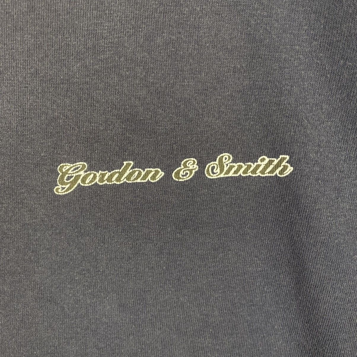 Vintage Vintage 90's GORDON & SMITH Graphic Faded Tee Shirt Size US M / EU 48-50 / 2 - 4 Thumbnail