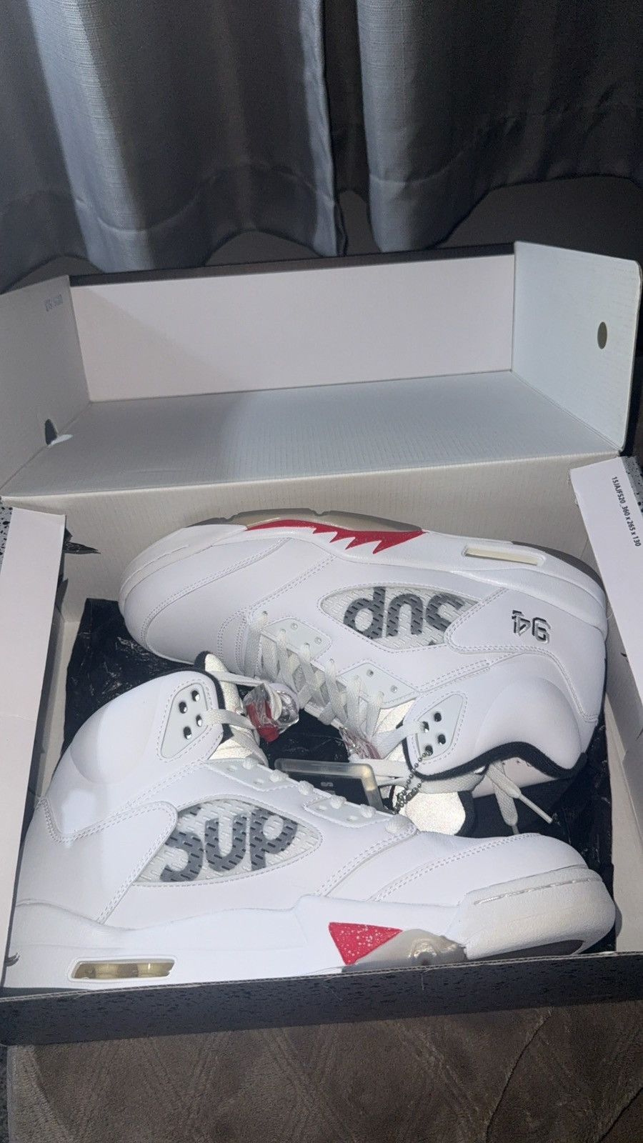 Jordan Brand × Supreme Jordan 5 white supreme Size US 11 / EU 44 - 11 Thumbnail