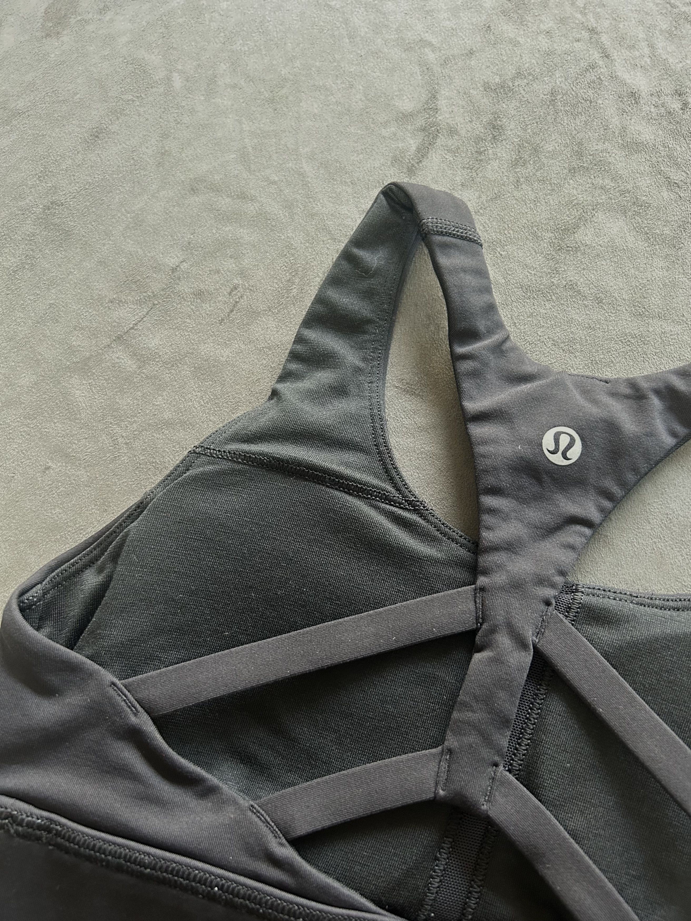Lululemon Rare Lululemon Circuit Breaker Bra OS Size XXS / US 00 / IT 34 - 5 Thumbnail