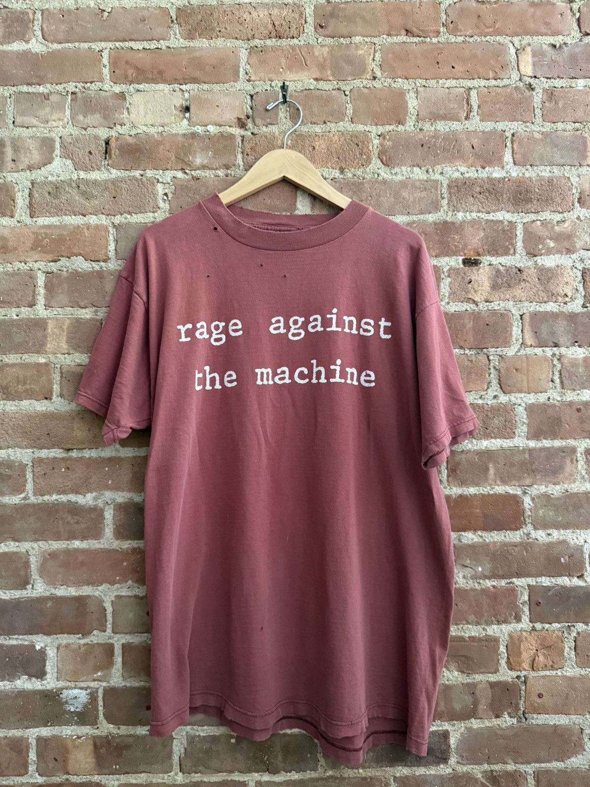 Vintage Vintage Rage Against The Machine Shirt Band Tee Size US XL / EU 56 / 4 - 1 Thumbnail
