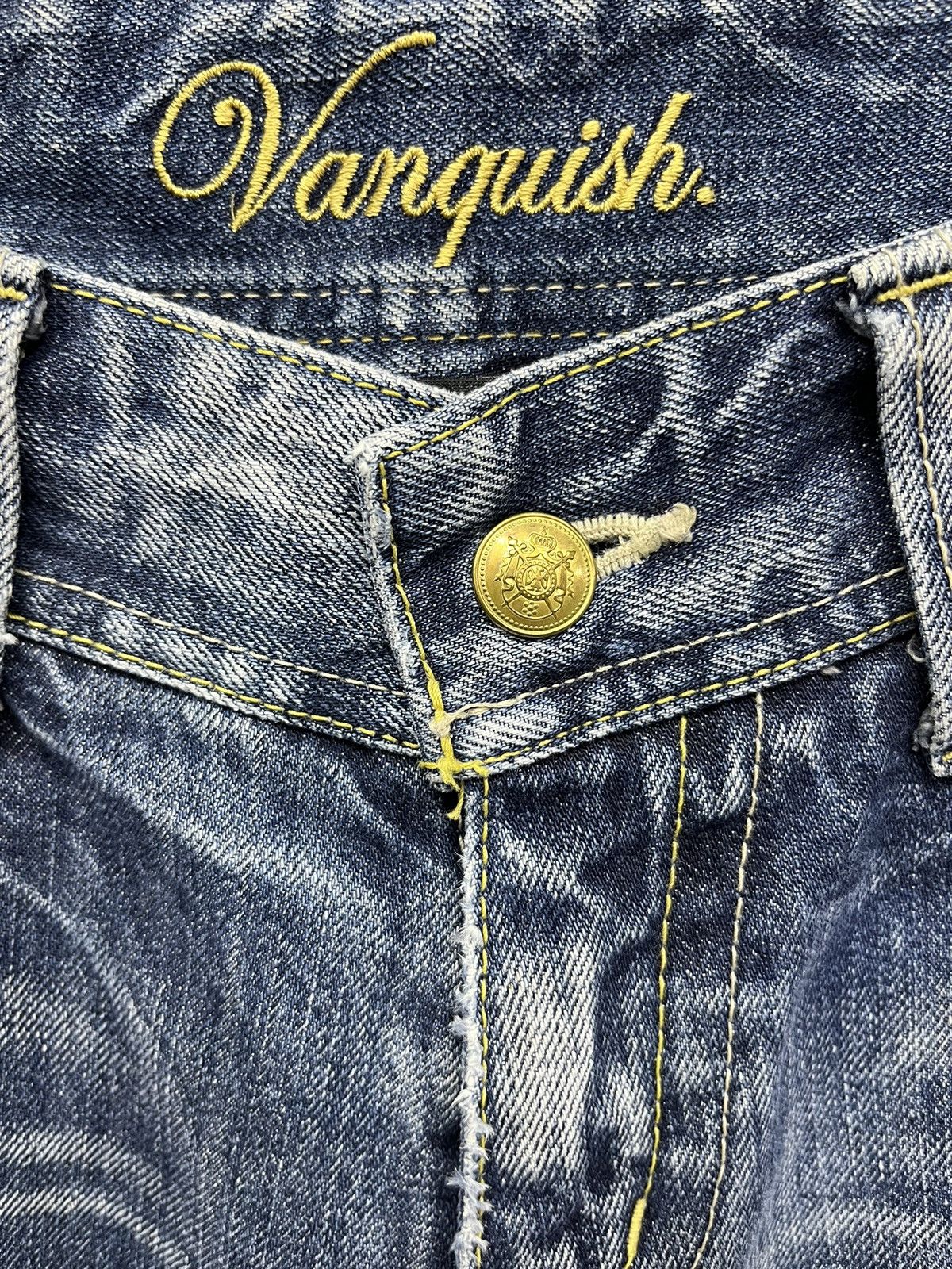 Vanquish 🔥90’s SICK FLARE🔥Vintage VANQUISH GOLD Distressed Low Rise Size US 30 / EU 46 - 8 Thumbnail