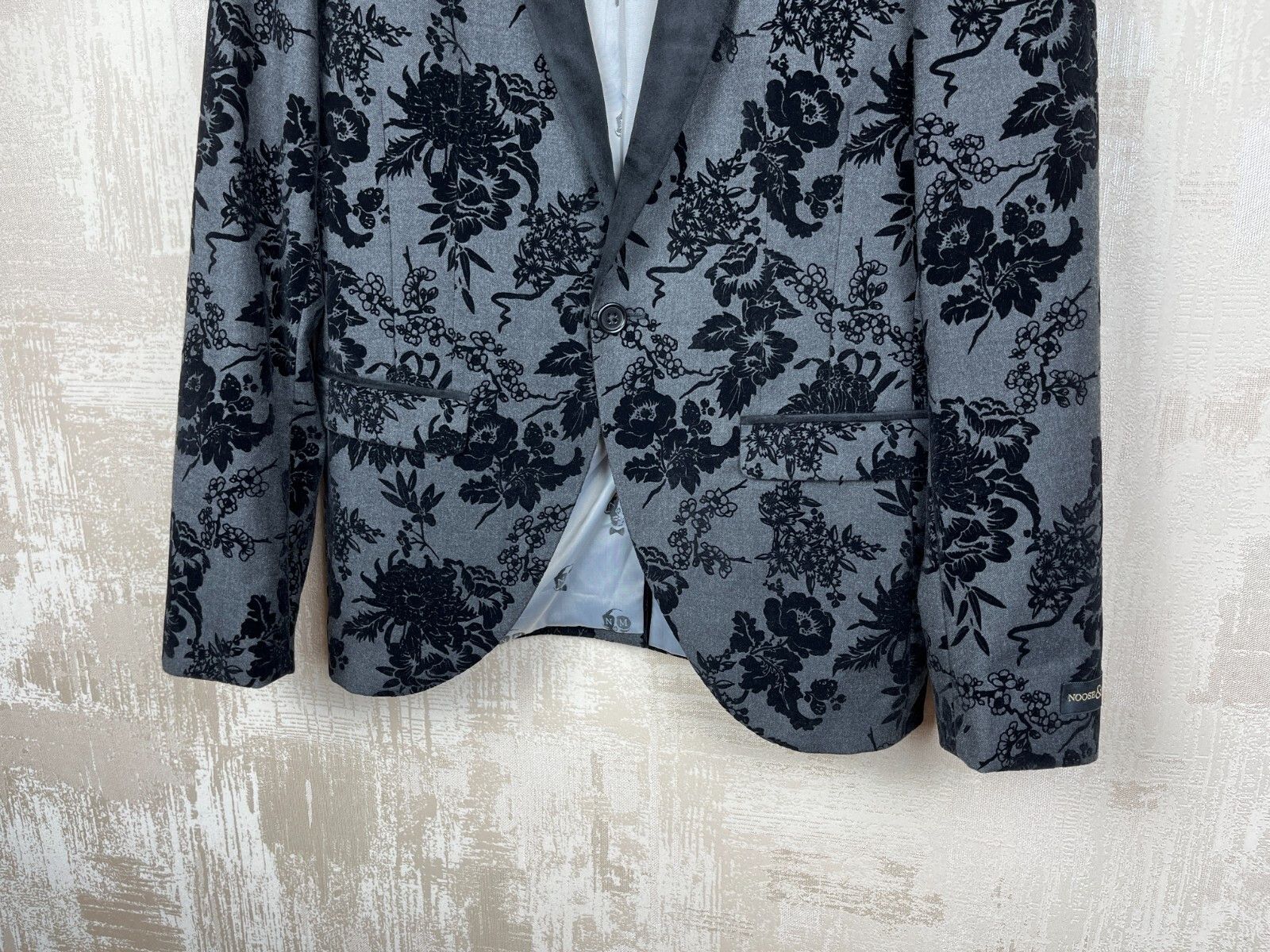 Noose & Monkey Noose & Monkey Paprika Jacket Floral Black Velvet Blazer Size US M / EU 48-50 / 2 - 3 Thumbnail