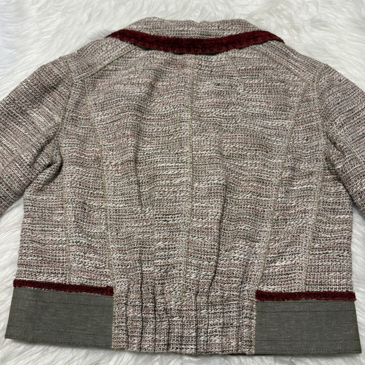 Louis Vuitton Authentic Louis Vuitton decorative beads tweed skirt suit 36 Size XS / US 0-2 / IT 36-38 - 15 Thumbnail