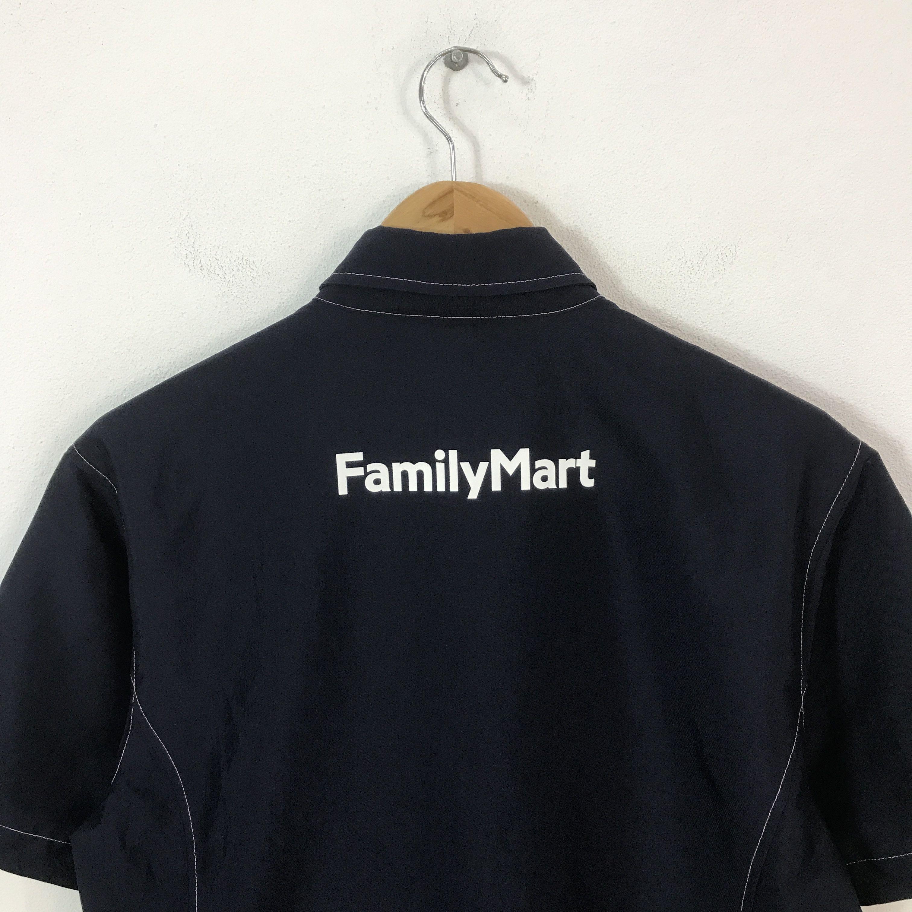 Japanese Brand family mart Japan uniform shirt jacket K64B18 Size US M / EU 48-50 / 2 - 4 Thumbnail