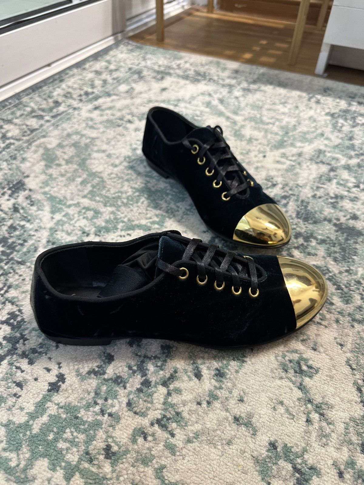 Giuseppe Zanotti Giuseppe Zanotti Black Velvet Metal Cap Toe Oxfords Size 37 Size US 7 / IT 37 - 24 Thumbnail