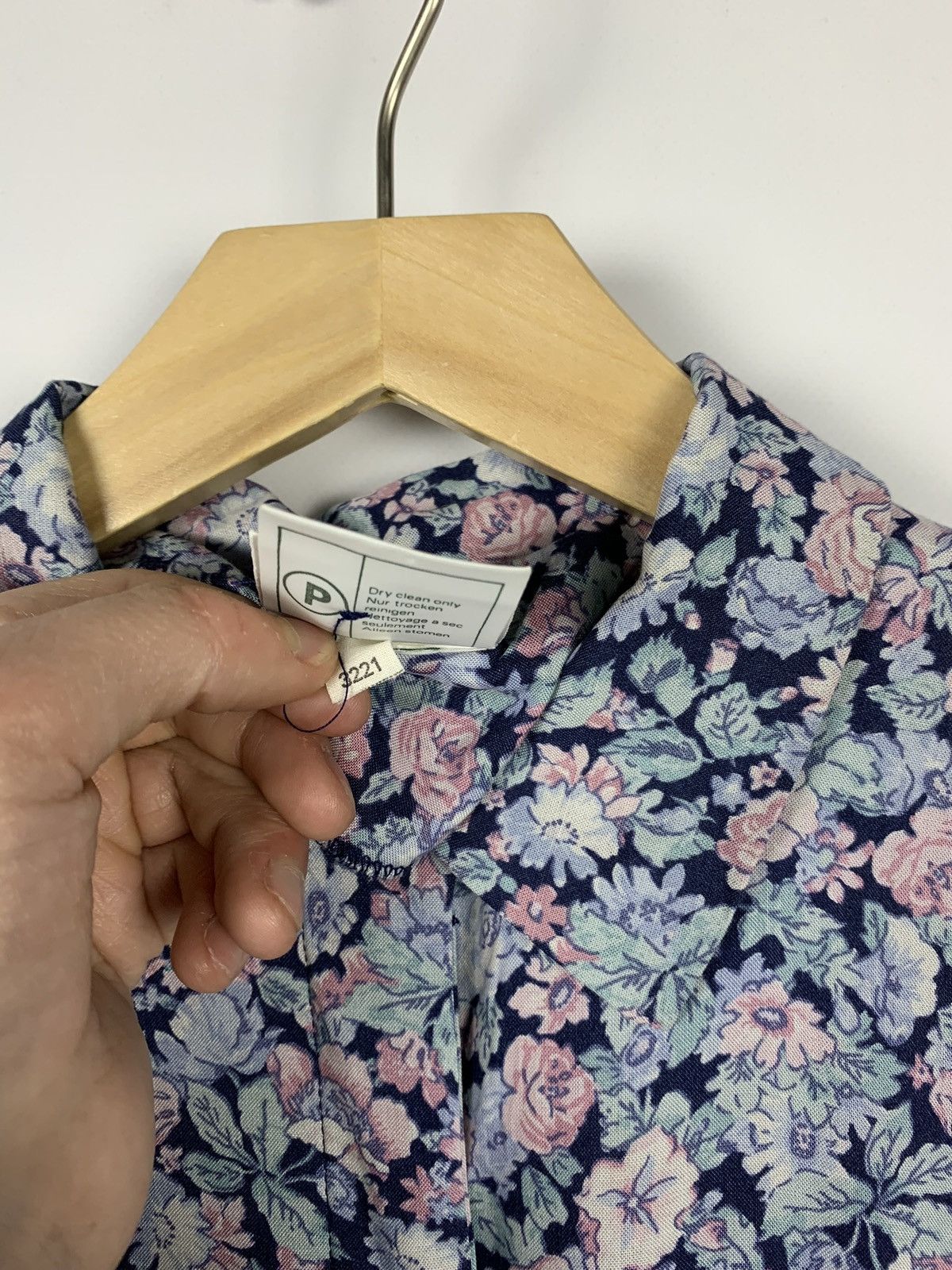 Laura Ashley Vintage Laura Ashley Women's Sz UK 16 Floral Edwardian Dress Size XL / US 12-14 / IT 48-50 - 15 Thumbnail