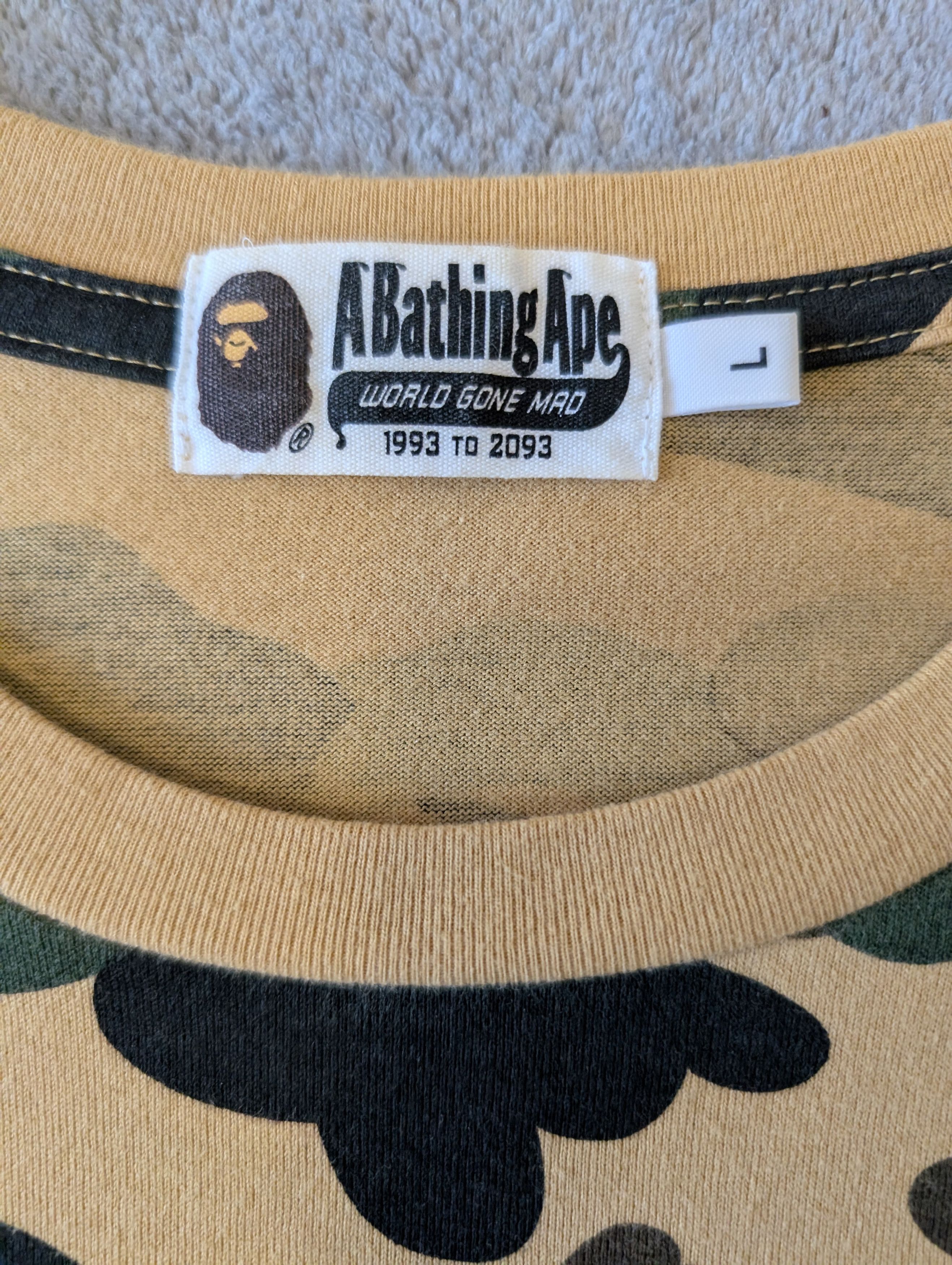 Bape BAPE YELLOW CAMO SHARK FRONT T-SHIRT SIZE LARGE Size US L / EU 52-54 / 3 - 3 Thumbnail