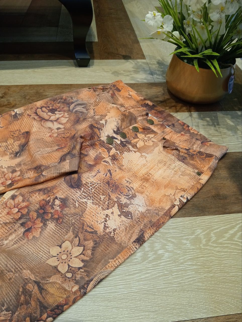 Tornado Mart VINTAGE TORNADO MART JAPAN FLORAL OVERPRINT FLARED TROUSERS Size US 30 / EU 46 - 5 Thumbnail