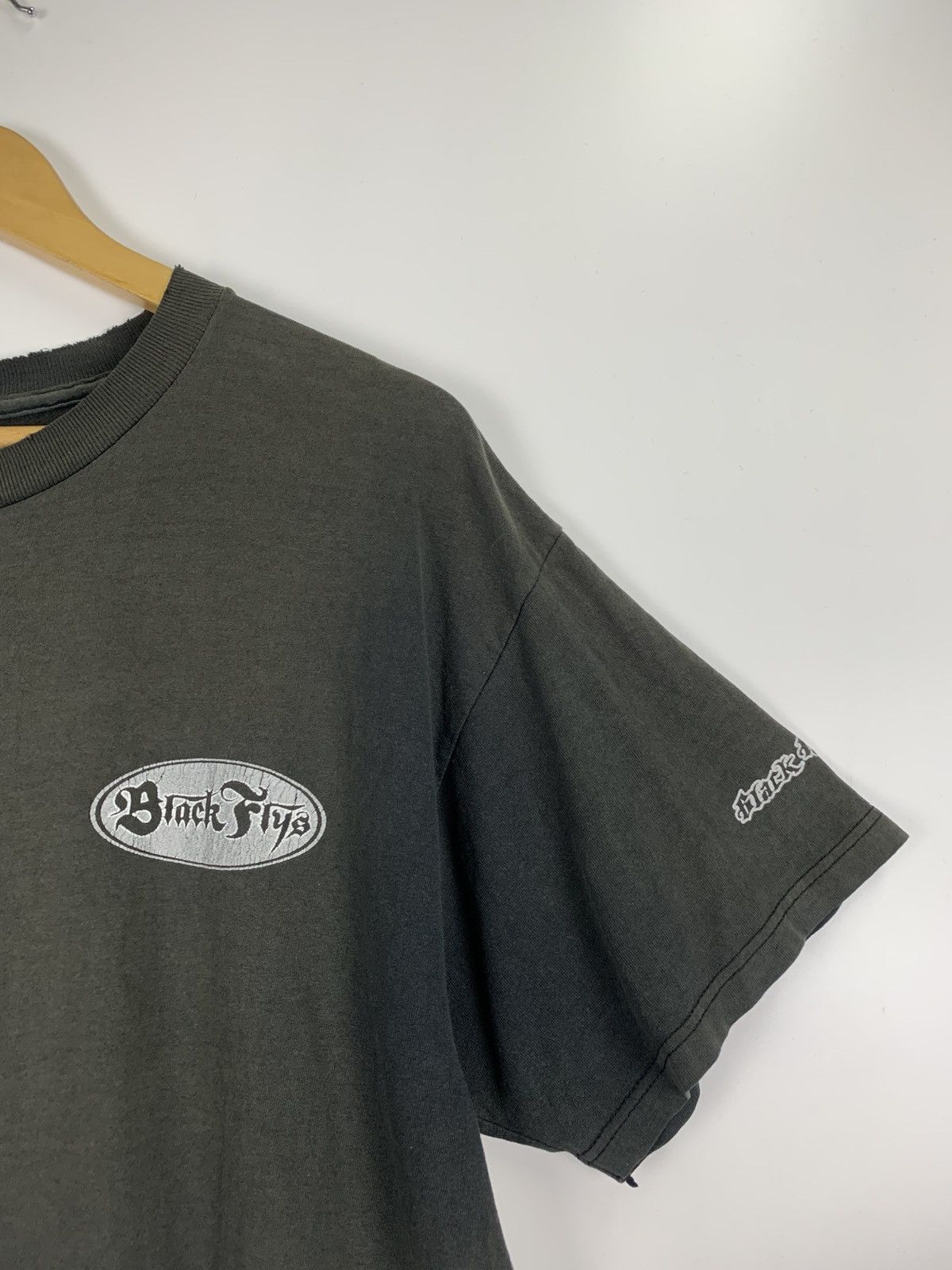 Vintage Vintage 90s Black Flys eyewear tee Size US L / EU 52-54 / 3 - 8 Thumbnail
