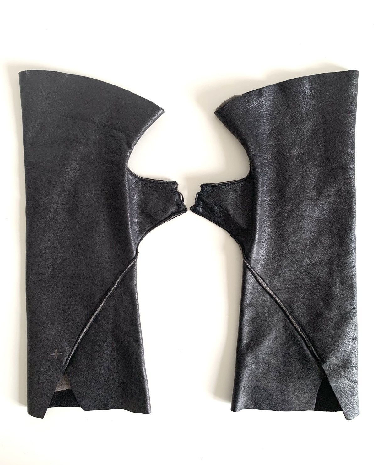 M+ fingerless leather gloves