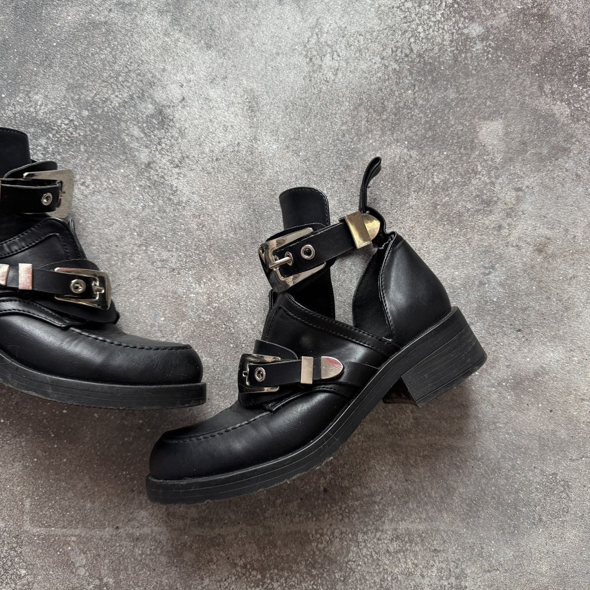 If Six Was Nine Avant Garde Vintage Ceinture Cutout Ankle Boots Size US 8 / IT 38 - 4 Thumbnail