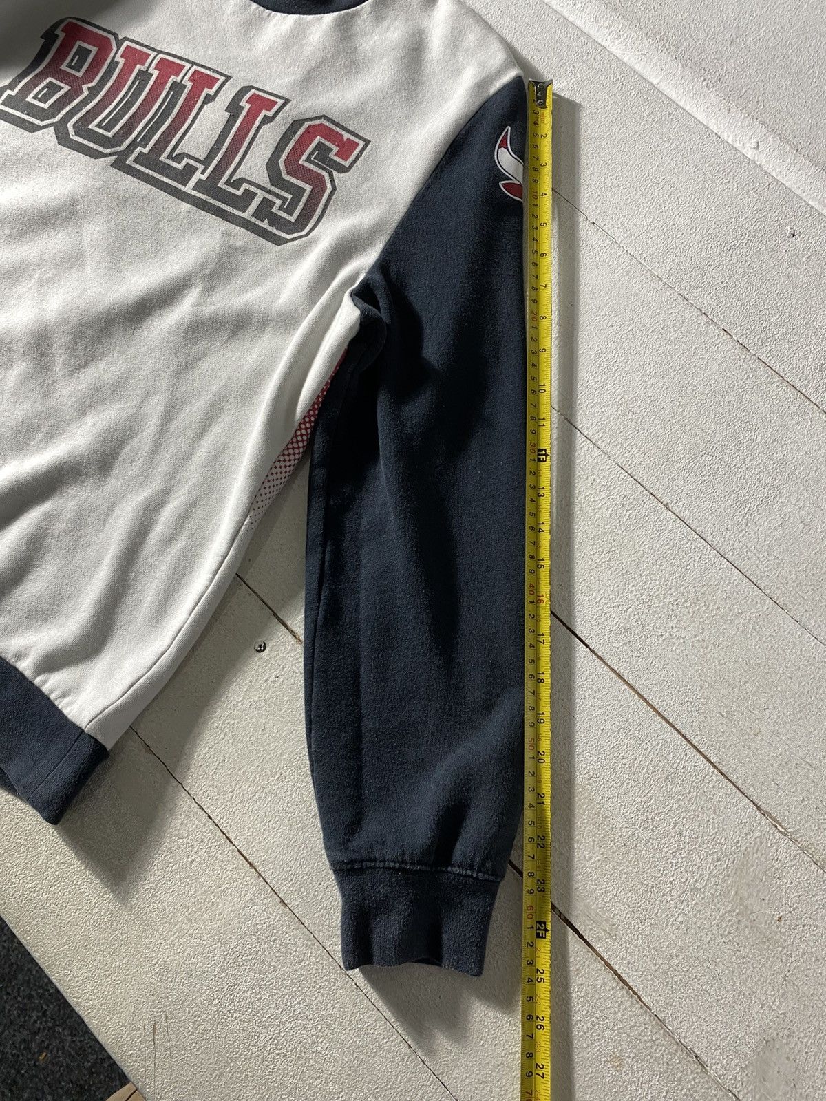Mitchell & Ness Mitchell & Ness Chicago Bulls Michael Jordan Sweatshirt Size US M / EU 48-50 / 2 - 17 Thumbnail