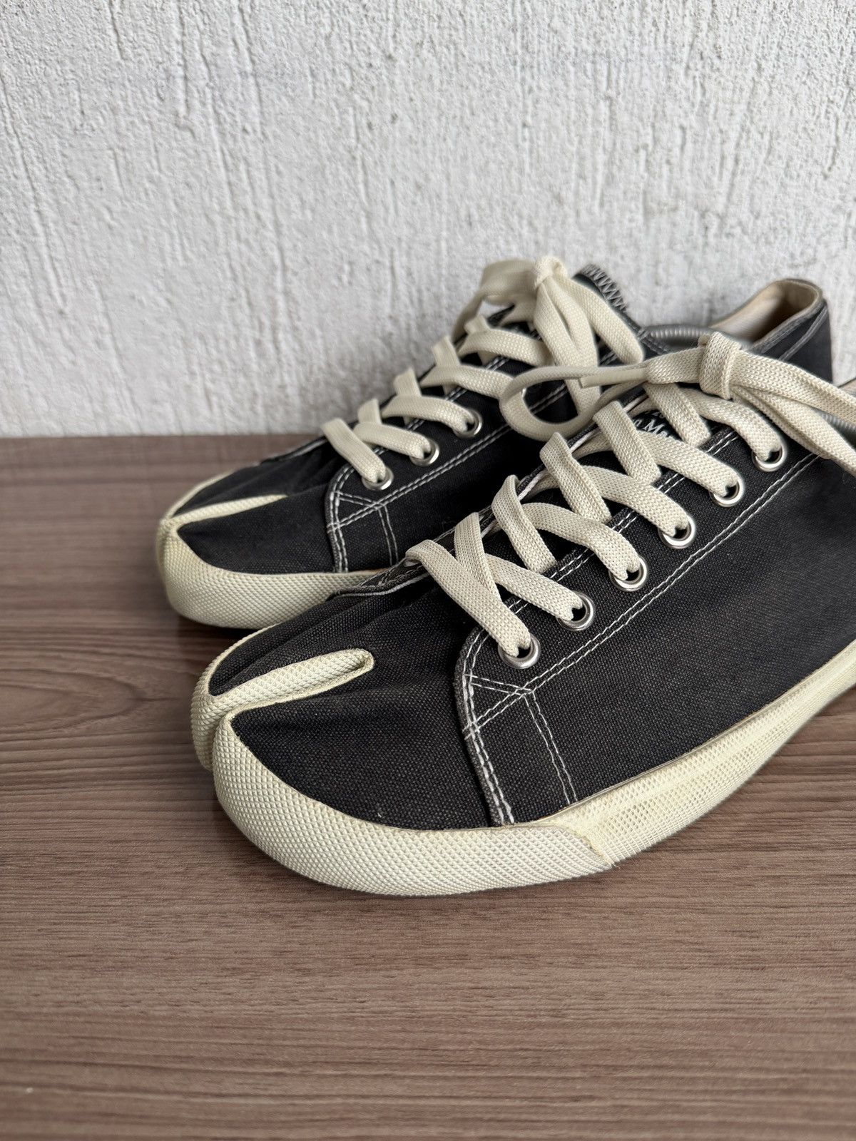 Maison Margiela Tabi canvas sneakers Size US 11 / EU 44 - 3 Thumbnail
