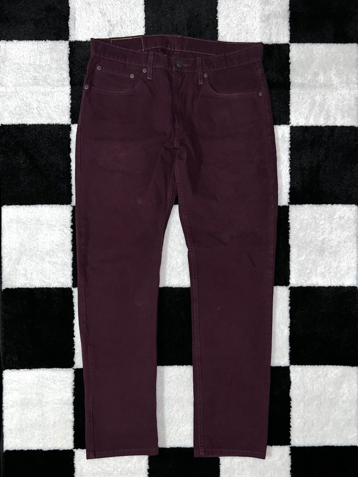 Levi's Levi’s Burgundy Jeans Size US 32 / EU 48 - 2 Thumbnail
