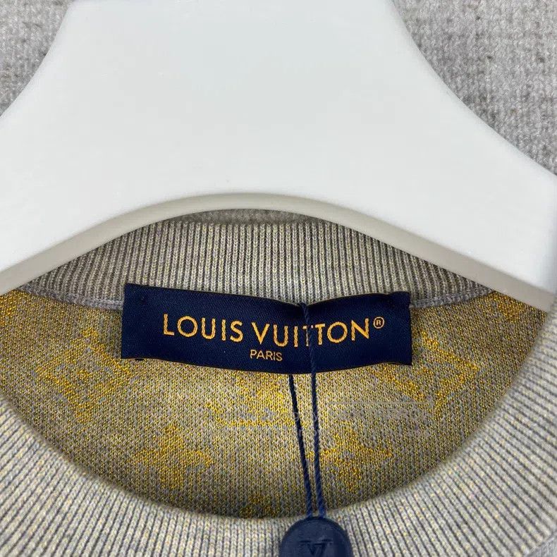 Louis Vuitton Louis Vuitton 25 New Three Flowers Full Print Knit Round N Size US S / EU 44-46 / 1 - 4 Thumbnail