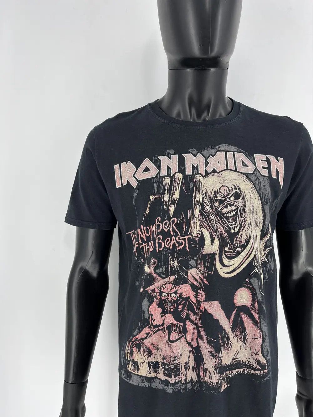 Band Tees Vintage Y2K Iron Maiden Face Horror Tee Band Rock T Shirt Size US L / EU 52-54 / 3 - 6 Thumbnail