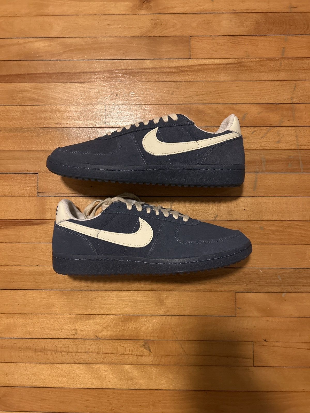 Nike Nike Field General Blue and White Size US 9.5 / EU 42-43 - 1 Thumbnail