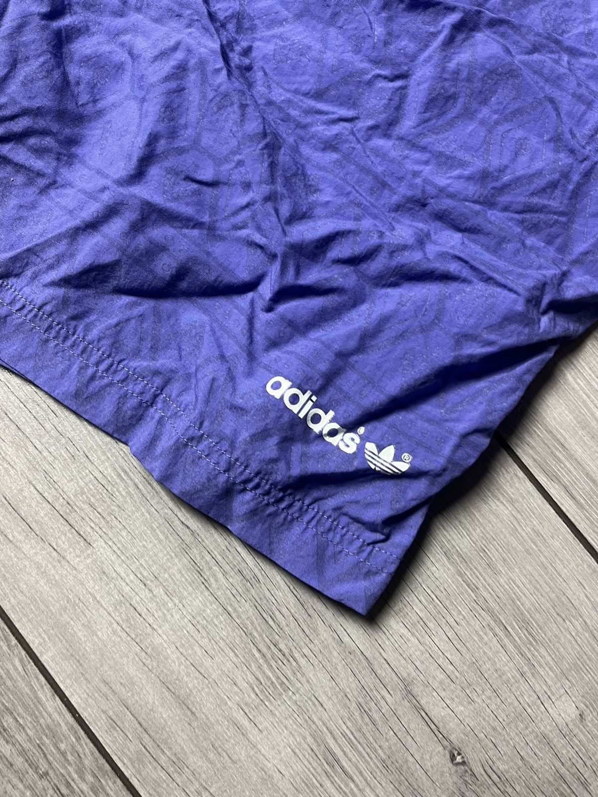 Adidas Vintage Adidas shorts buckle size Medium Size US 32 / EU 48 - 2 Thumbnail